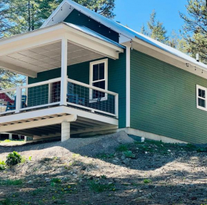 Elk Ridge Village 201A Cozy Cabin with views of Flathead Lake and the mountains